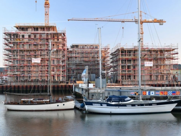 Alle drei Häuser Wohnen am Yachthafen